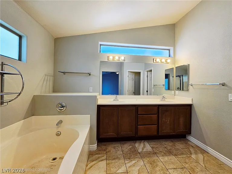 3549 Bella Sovana Ct — Photo 20