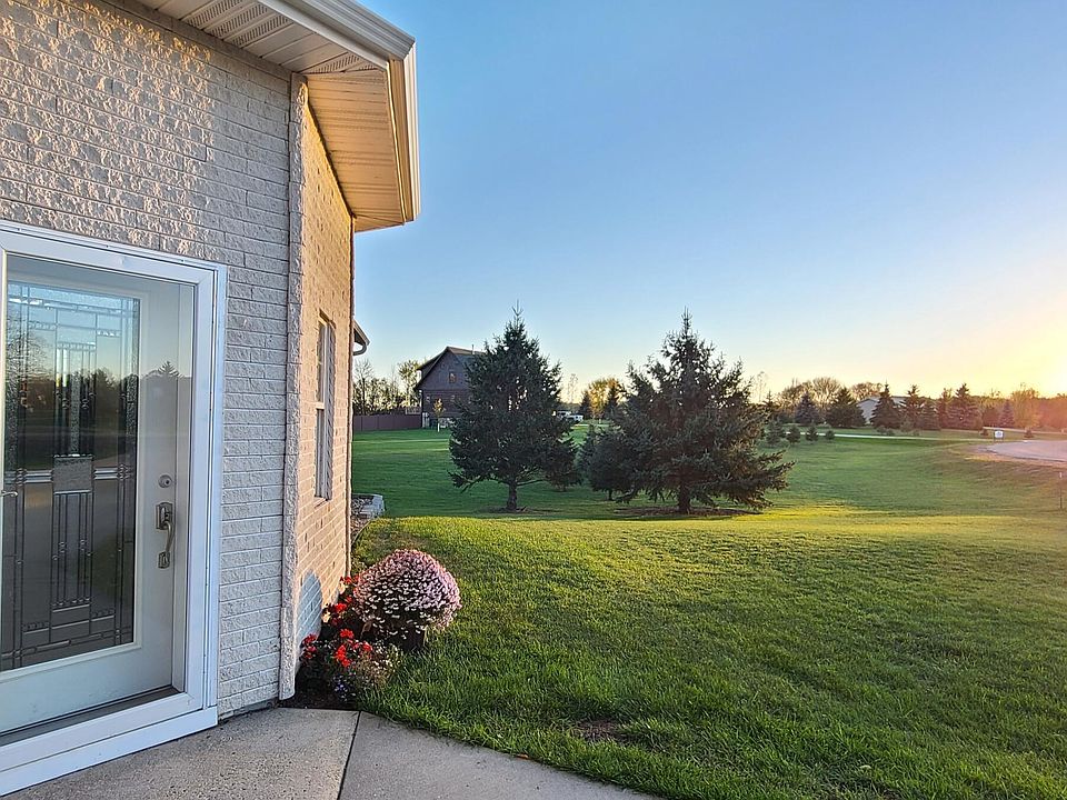 1st image of 2343 Saint Clair Cir
