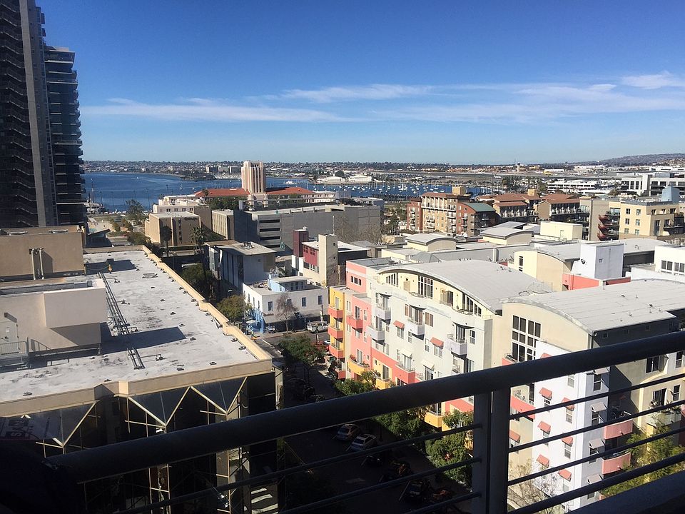1st image of 425 W Beech St Unit 1255