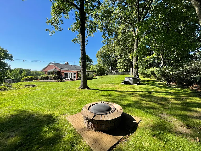 8250 Fox Ridge Rd — Photo 49