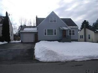 48 Steers Ave, Schenectady, NY 12304