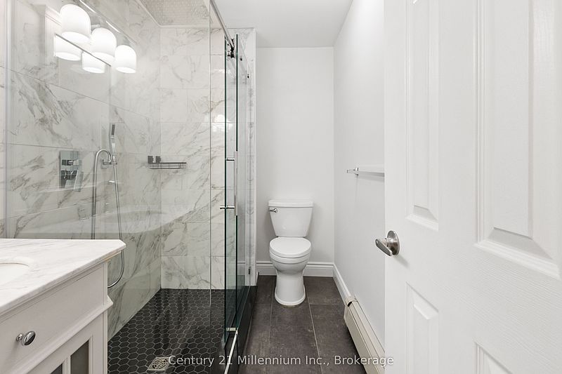 The Blue Mountains Townhouse for rent - 3 Bedrooms — photo 35