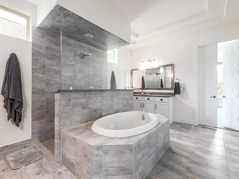 1408 Saddlespur Ln — Photo 15