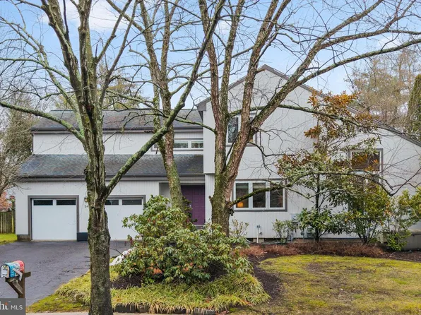24 Indian Run Rd, Princeton Junction, NJ 08550