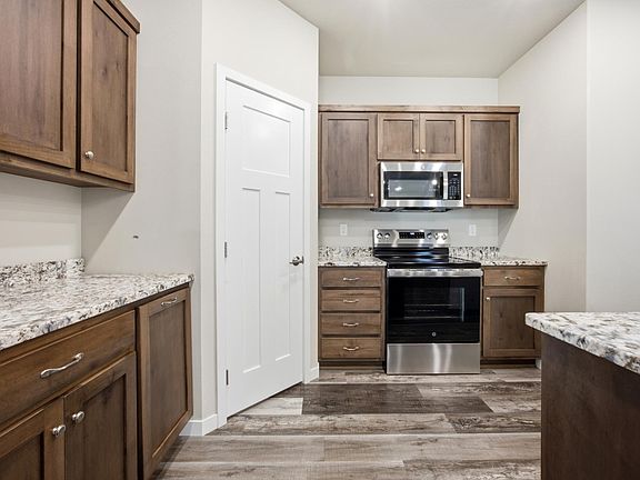 5th image of 6021 78th Ave S