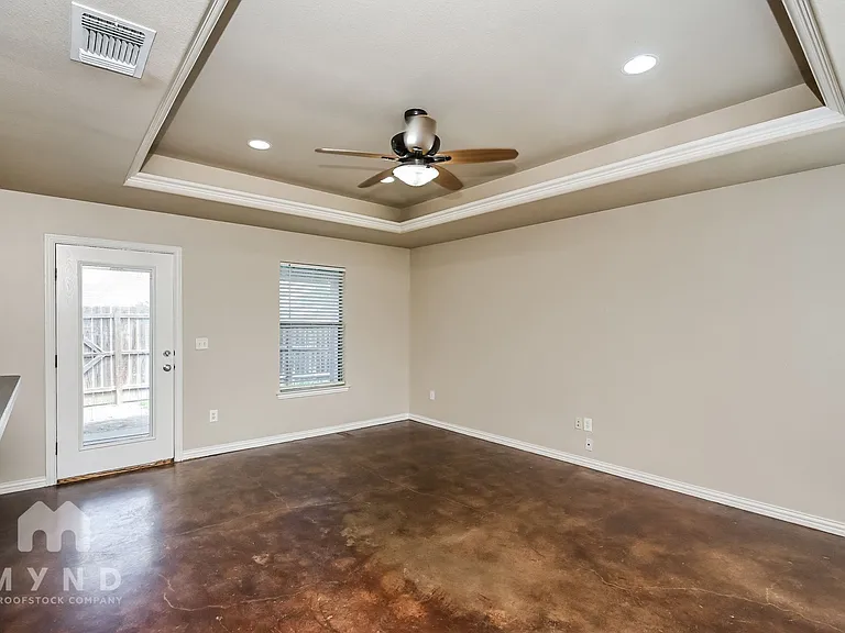 116 Jolin Ln — Photo 5