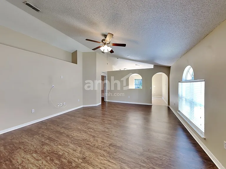 30208 Birdhouse Dr — Photo 6