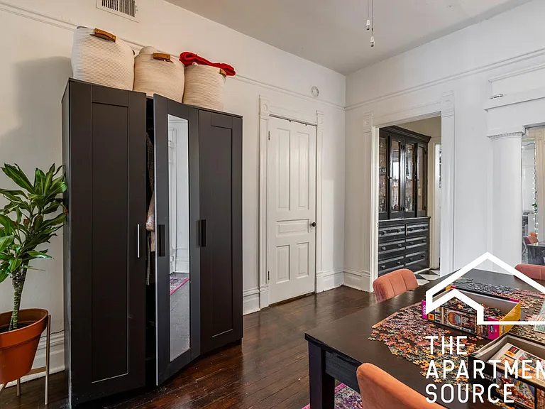 2465 N Lincoln Ave #3 — Photo 9