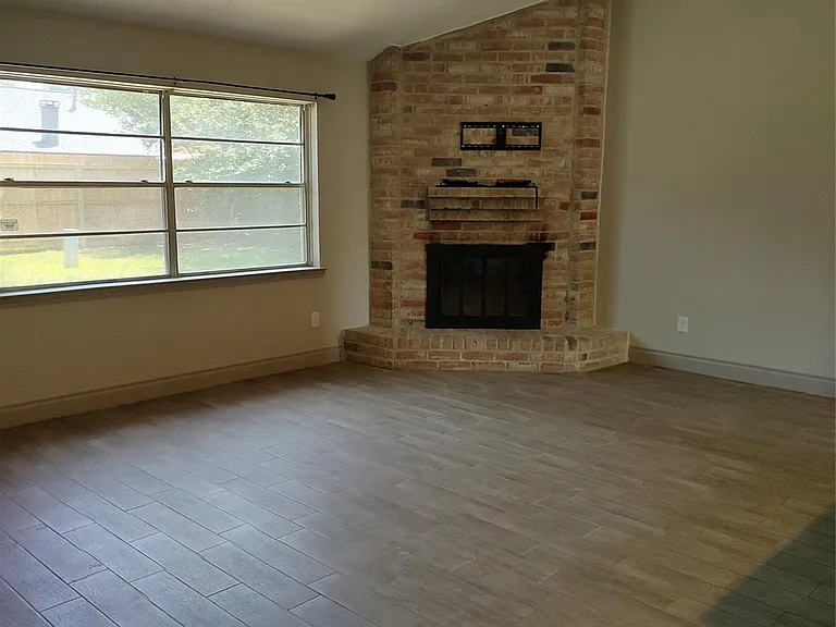 7514 Fuchsia Ln — Photo 5
