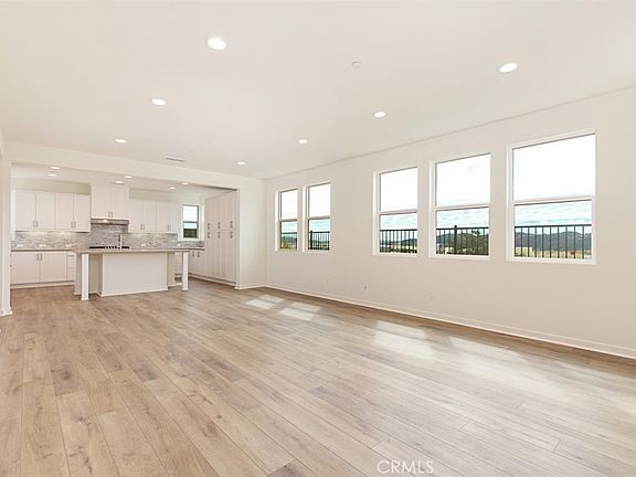 3rd image of 23 Alienta Rancho
