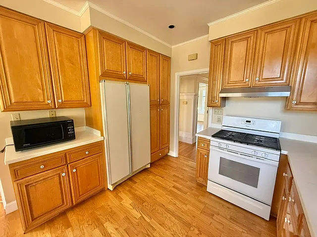 458 21st Ave — Photo 9