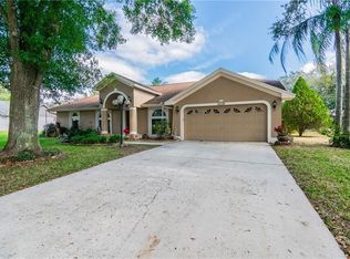 3718 Harrogate Dr, Valrico, FL 33596
