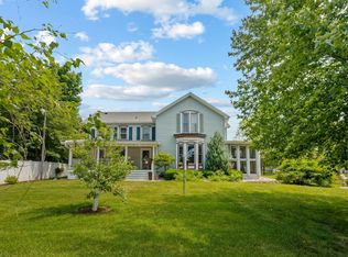 1930 Waterloo Rd, Cedar Falls, IA 50613