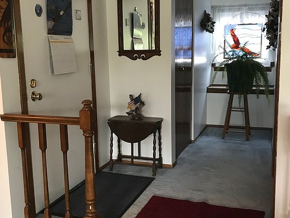 5th image of 9041 Somerset Ct #0