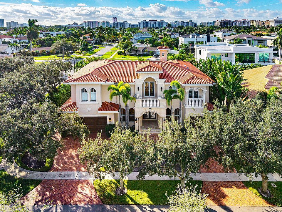 1st image of 398 NE 7th Street