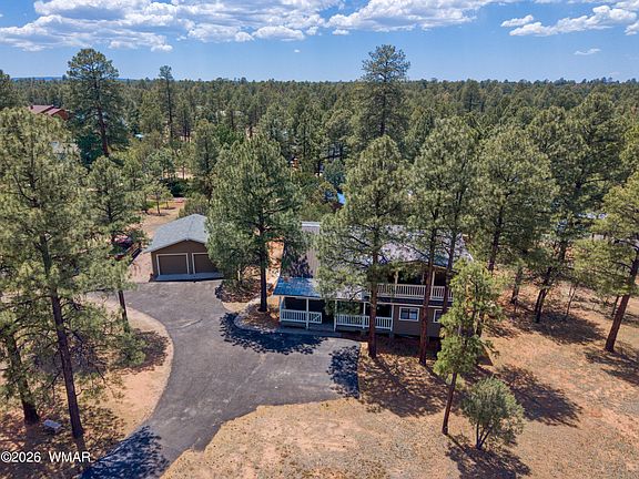3rd image of 2974 Wapiti Dr