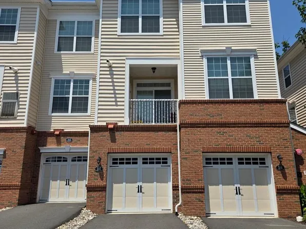 23235 Milltown Knoll Sq Unit 107, Ashburn, VA 20148