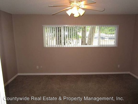 3rd image of 4550 Vandever Ave APT 10