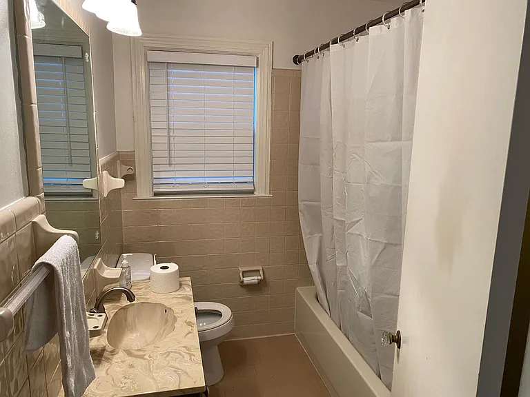 709 Magnolia St — Photo 2