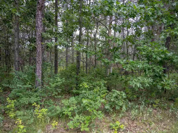 N8275 Woodland Trail #232 & 233, New Lisbon, WI 53950