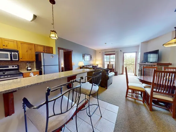 3 Soaring Eagle Ln, Slatyfork, WV 26291