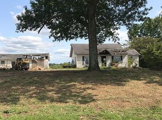 6724 Danville Rd, NICHOLASVILLE, KY 40356