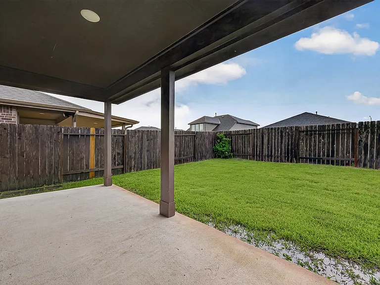 18326 Arcola Bay Ln — Photo 42