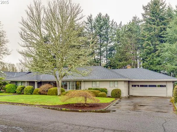 2809 Tomahawk Ln, Eugene, OR 97401