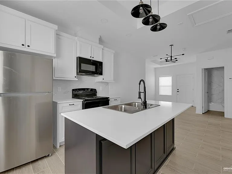 5613 Notre Dame Ave #3 — Photo 11