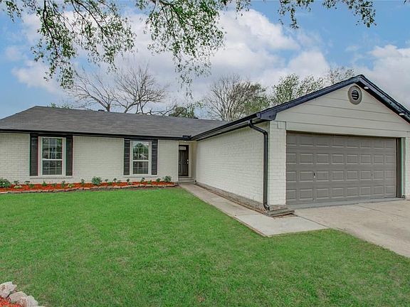 4th image of 1323 Twining Oaks Ln