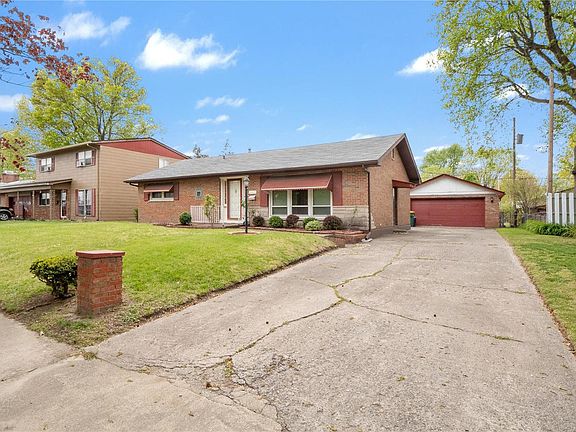 4th image of 2819 Sunset Dr