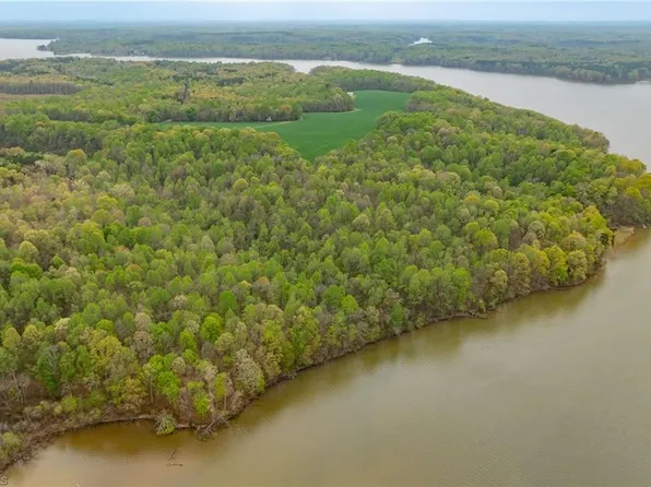 857 Fisher Farm Rd #7, Lexington, NC 27292