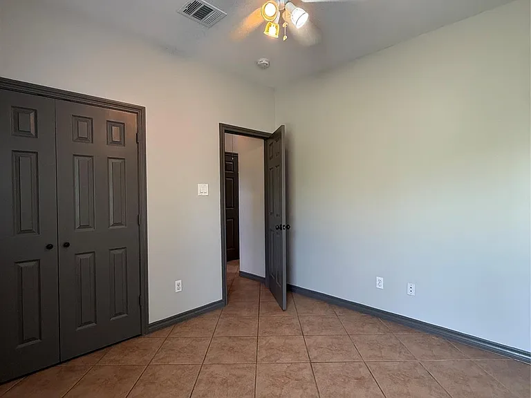 1014 One Oak Chase Rd #16 — Photo 20
