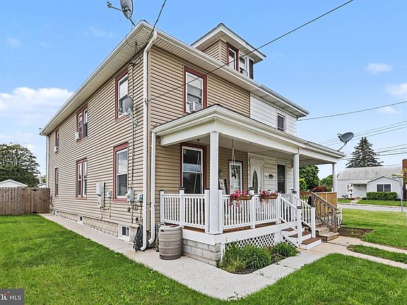 2nd image of 606 Wise Ave