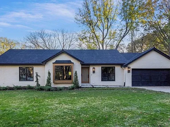 2019 W 81st Ter, Leawood, KS 66206