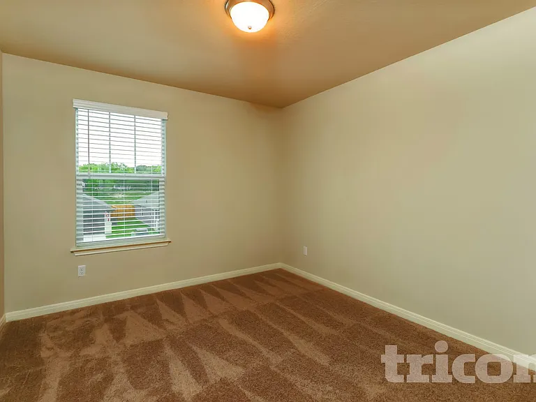 5532 Shasta Pl — Photo 10
