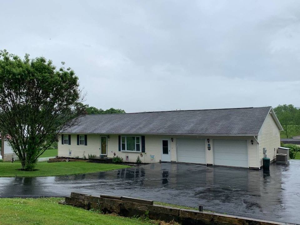 219 E Duncan St, Aaronsburg, PA 16820 Zillow