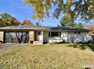 8839 Billings Rd, Willoughby, OH 44094