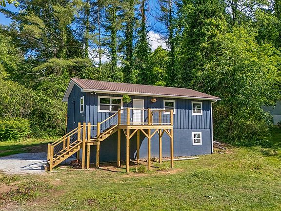 2nd image of 230 Pisgah Rd