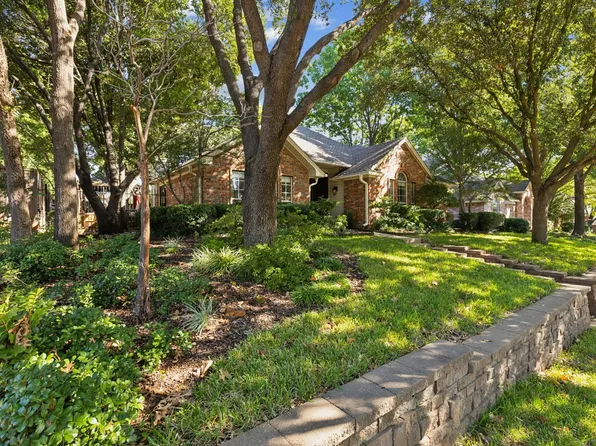 707 Blue Oak Dr, Lewisville, TX 75067