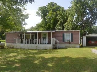 701 Camp Tahkodah Rd, Batesville, AR 72501