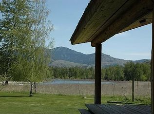 6 Beaver Pond Rd, Twisp, WA 98856