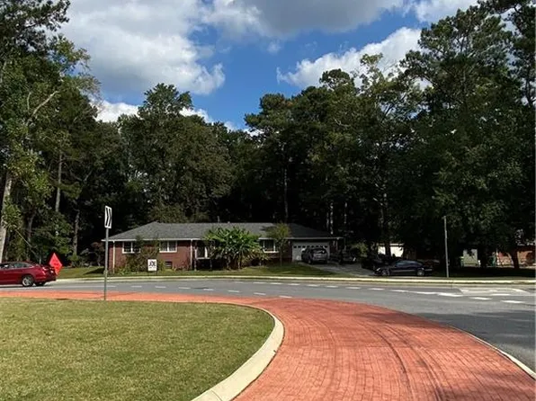 3756 Medlock Bridge Rd, Peachtree Corners, GA 30092