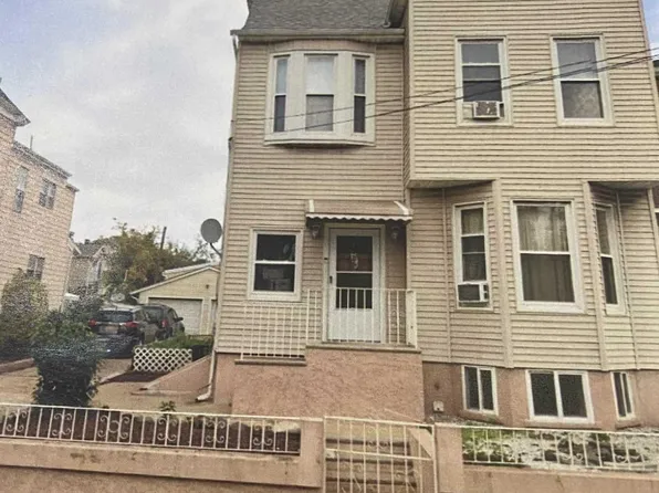 503-505 Davis Ave, Harrison, NJ 07029