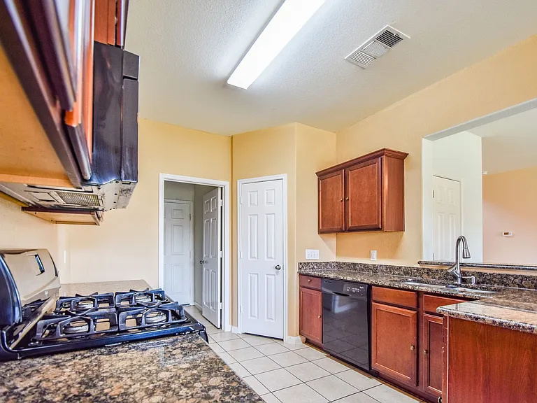 784 Keel Line Dr — Photo 6