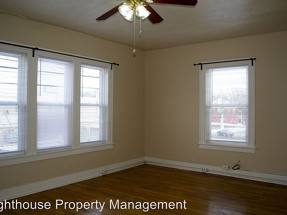 3rd image of 744 Franklin St SE APT 2
