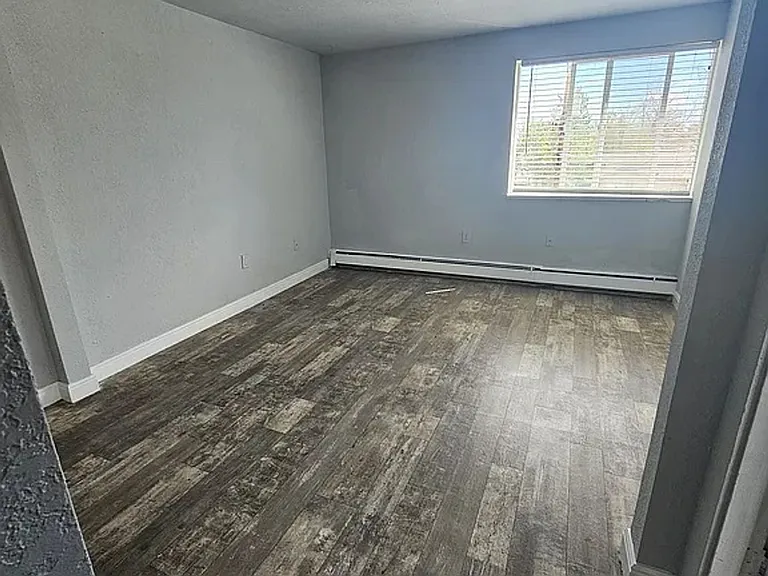 1666 Clinton St — Photo 3