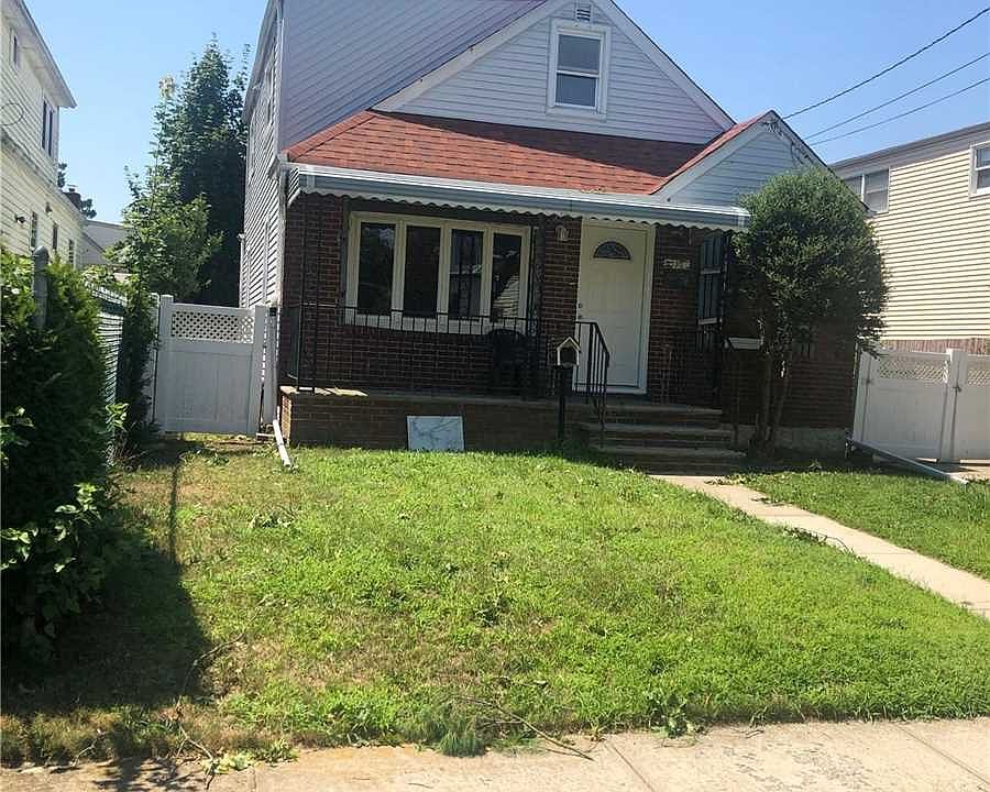 1st image of 156 Manor Pkwy