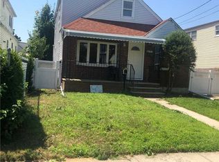 156 Manor Pkwy, Uniondale, NY 11553