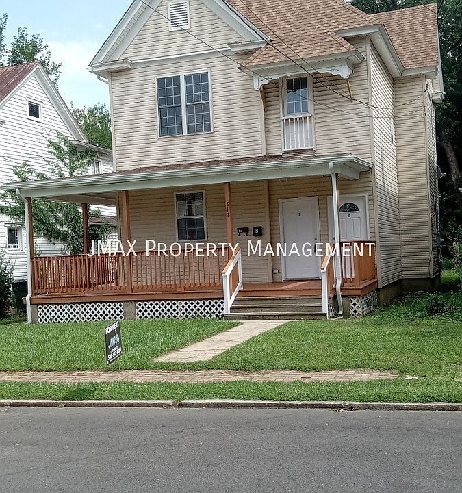 1st image of 817 Dale Ave SE APT A